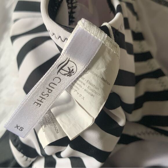 CUPSHE SWIMSUIT - Picture 8 of 9